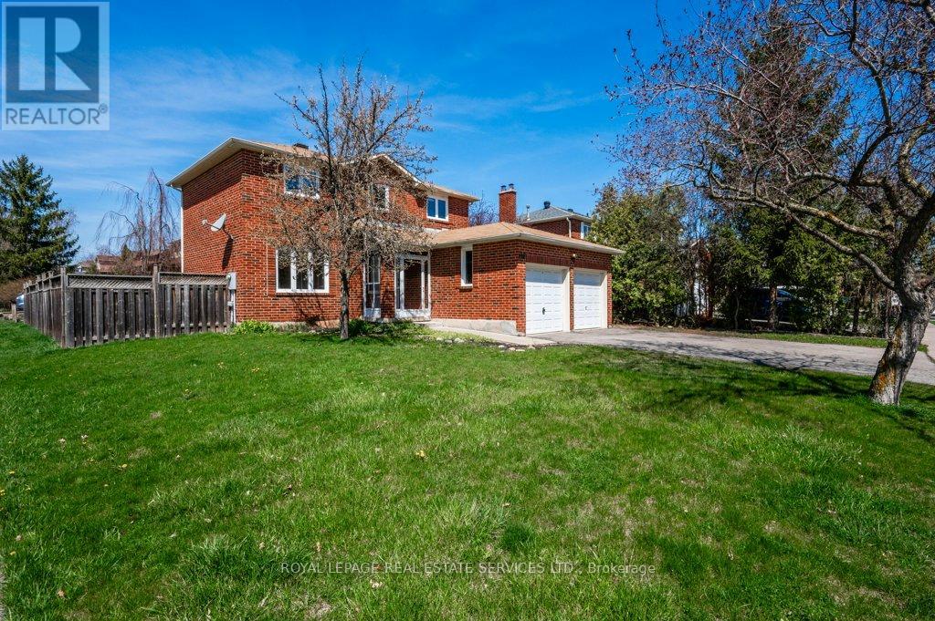 177 Martindale Ave, Oakville, Ontario  L6H 4H2 - Photo 2 - W8247118