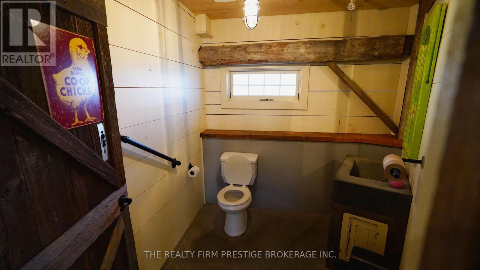 14226 Talbot Trail Rd, Chatham-Kent, Ontario  N0L 1X0 - Photo 13 - X8247334