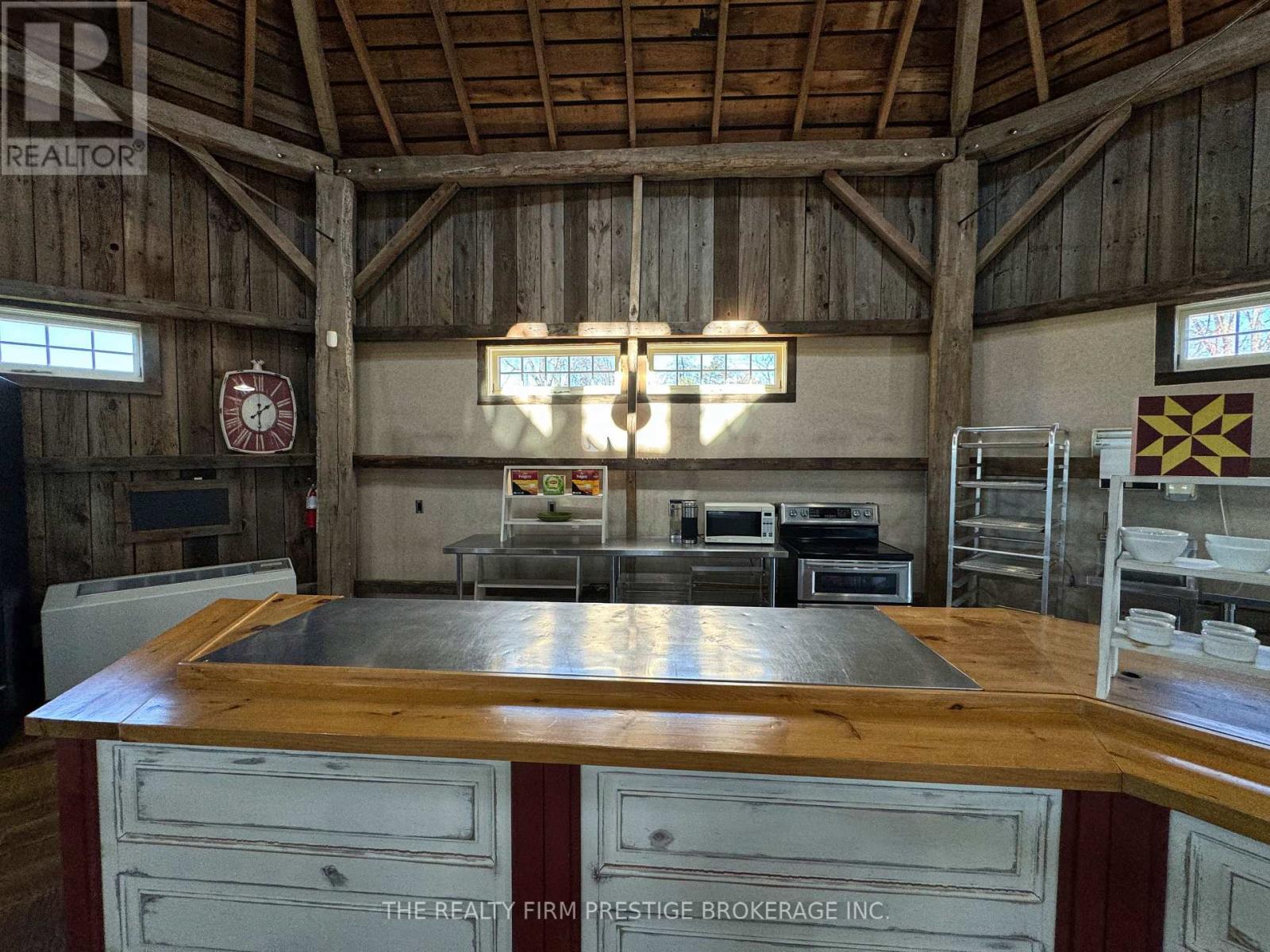 14226 Talbot Trail Rd, Chatham-Kent, Ontario  N0L 1X0 - Photo 22 - X8247334