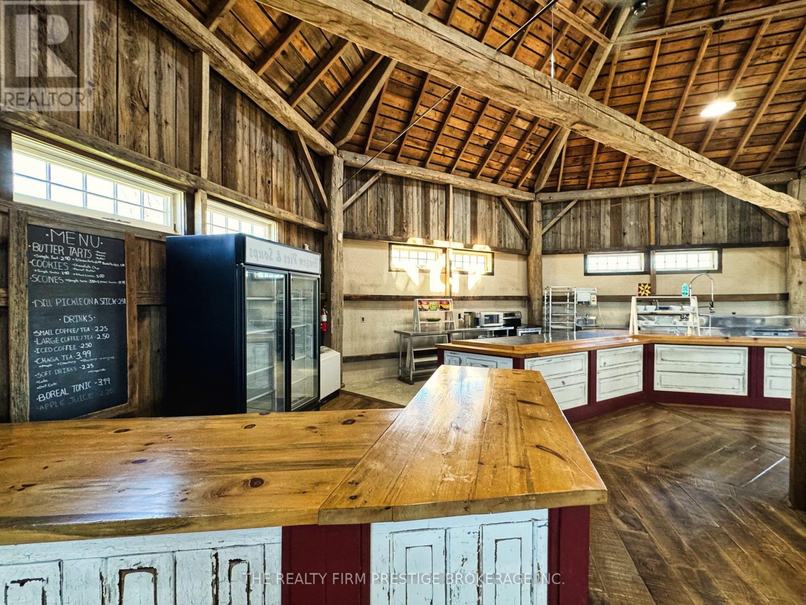 14226 Talbot Trail Rd, Chatham-Kent, Ontario  N0L 1X0 - Photo 25 - X8247334