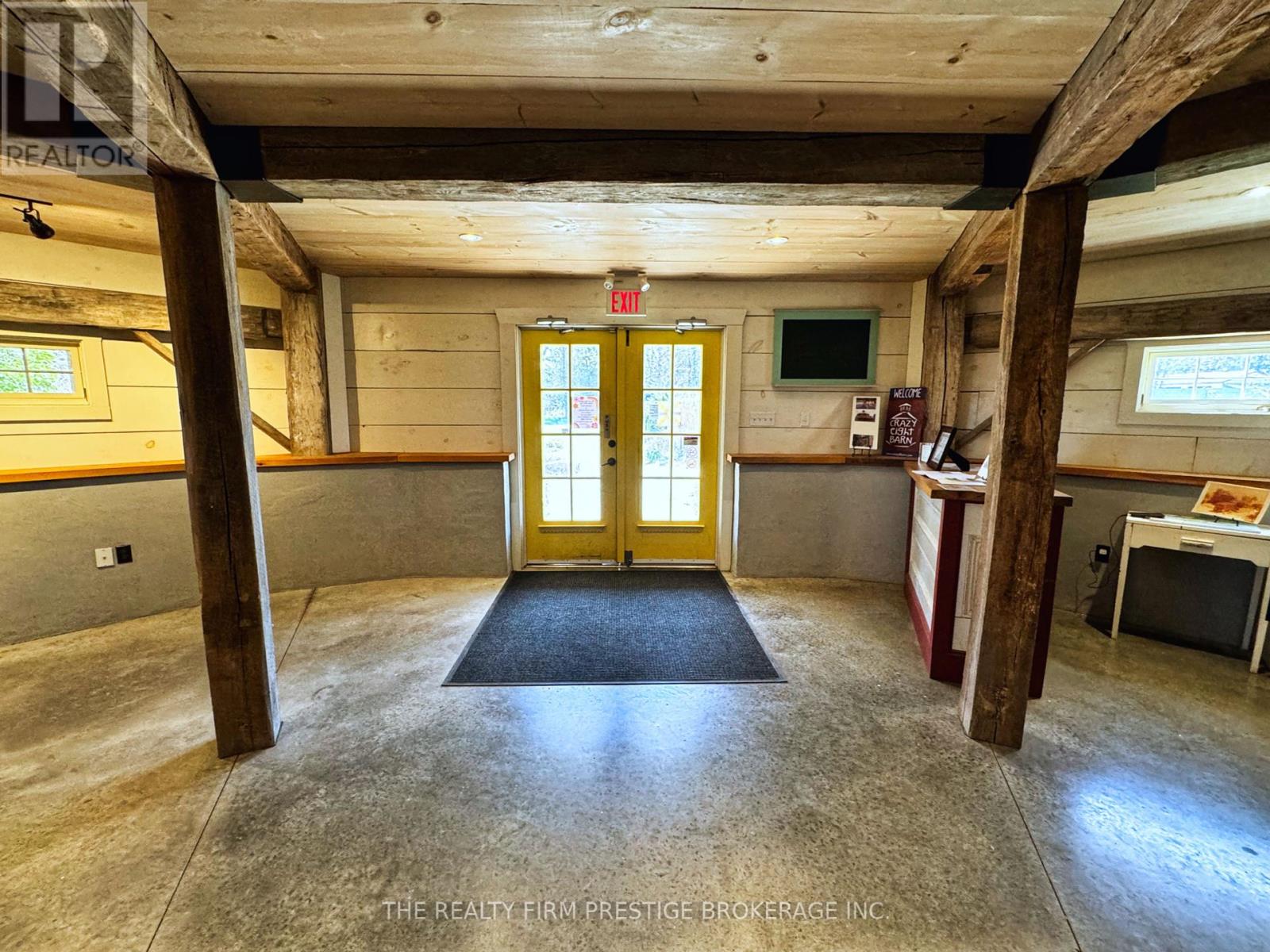 14226 Talbot Trail Rd, Chatham-Kent, Ontario  N0L 1X0 - Photo 29 - X8247334