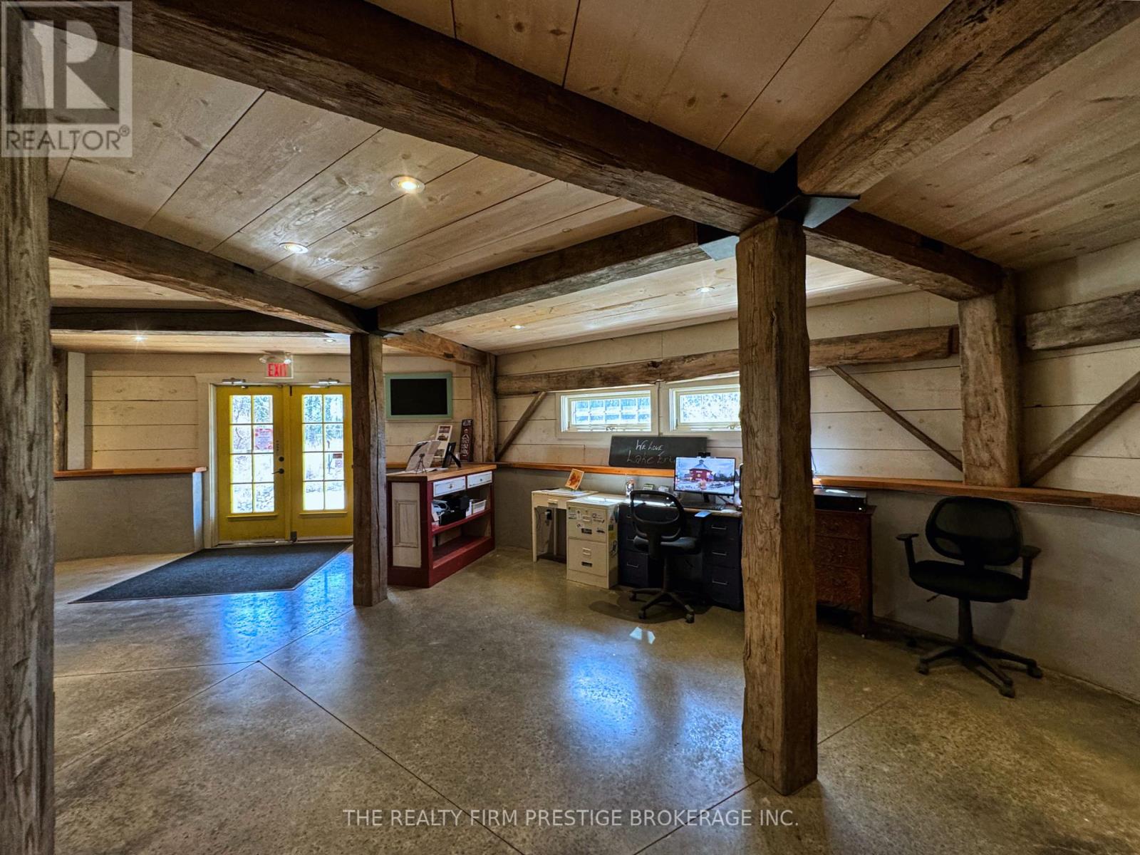 14226 Talbot Trail Rd, Chatham-Kent, Ontario  N0L 1X0 - Photo 38 - X8247334