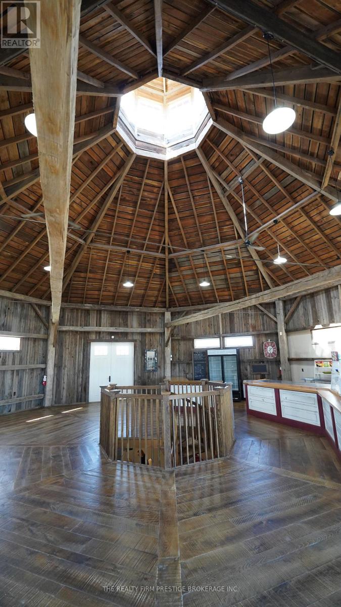 14226 Talbot Trail Rd, Chatham-Kent, Ontario  N0L 1X0 - Photo 7 - X8247334