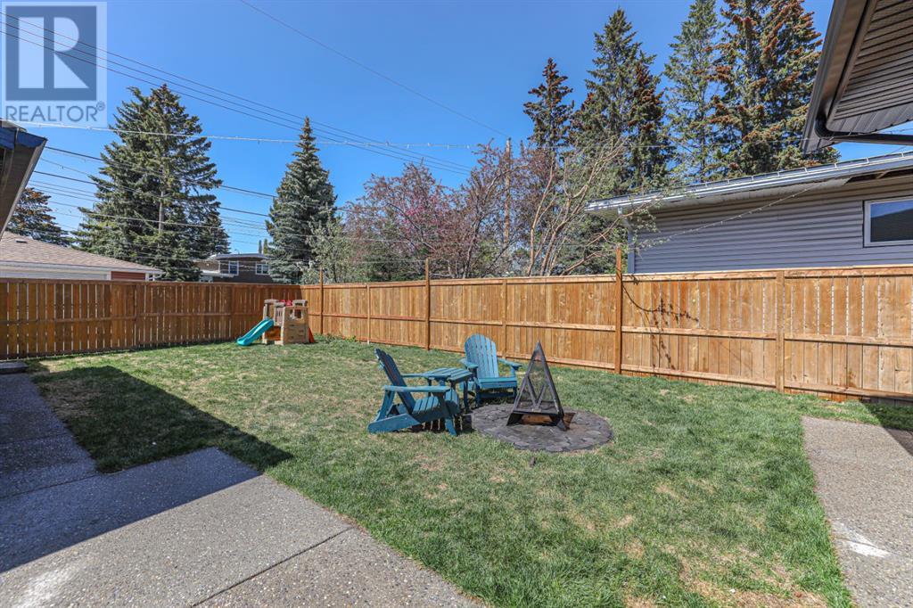 4224 Vauxhall Crescent Nw, Calgary, Alberta  T3A 0H9 - Photo 44 - A2123384