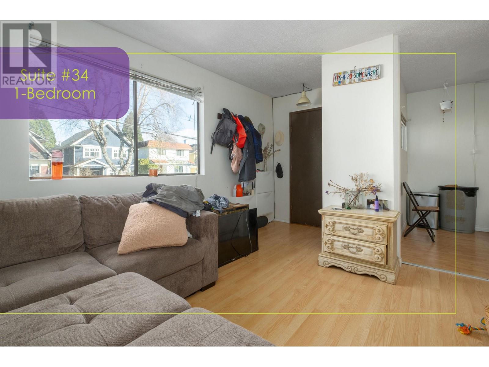 Listing Picture 12 of 40 : 32 E 17TH AVENUE, Vancouver / 溫哥華 - 魯藝地產 Yvonne Lu Group - MLS Medallion Club Member