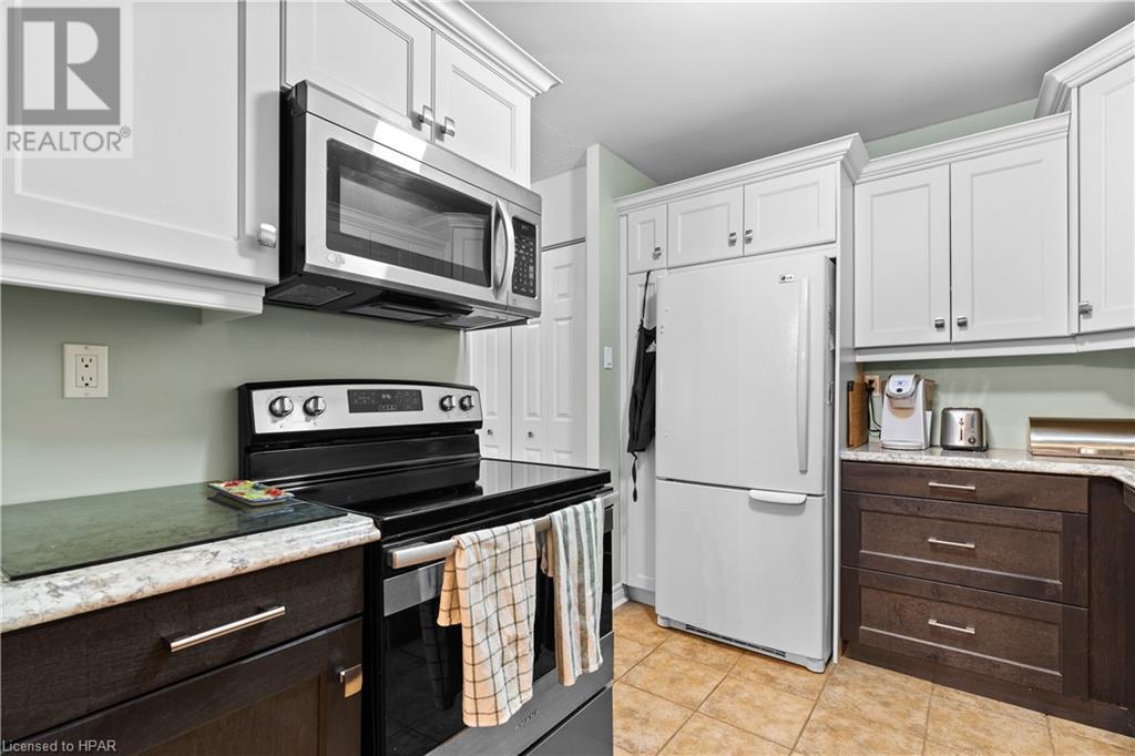 97 Huron Street Unit# 203, Stratford, Ontario  N5A 5S7 - Photo 13 - 40574125