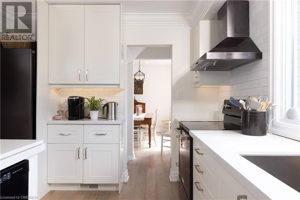 1188 Queens Avenue, Oakville, Ontario  L6H 2B5 - Photo 11 - 40573756