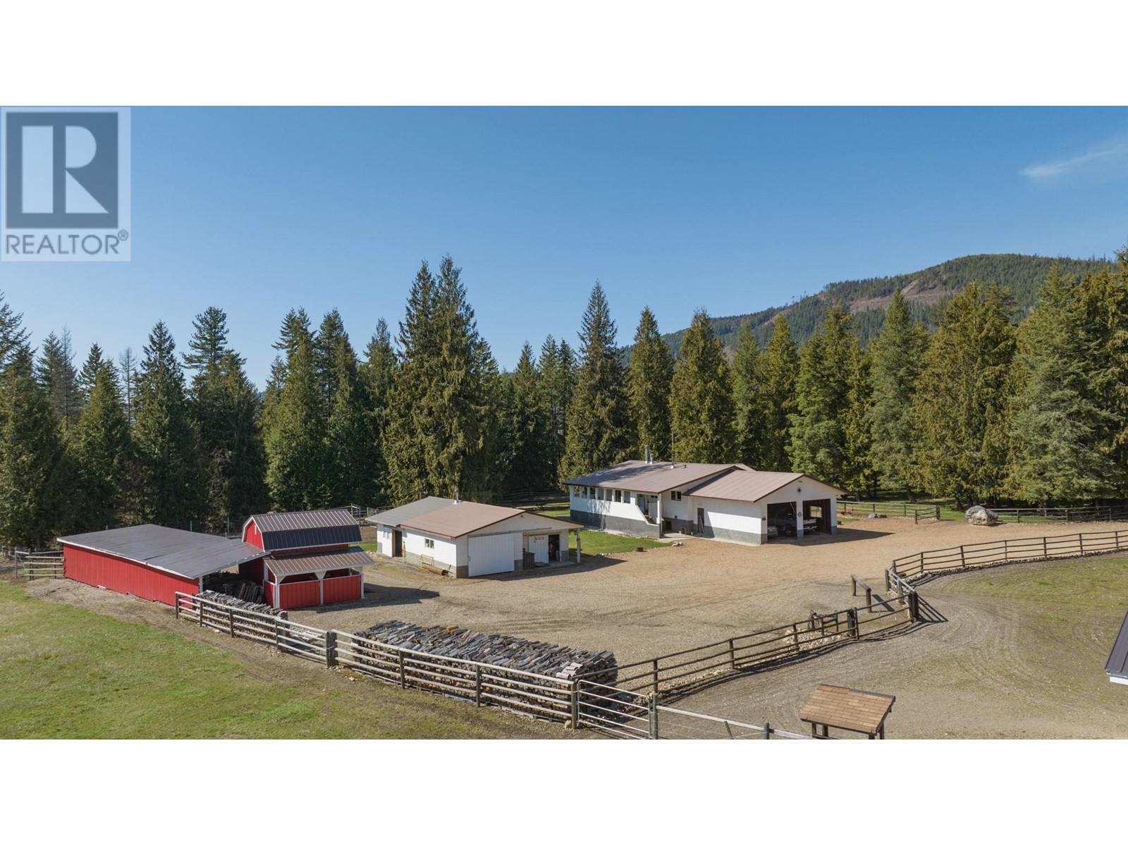 225 Trinity Valley Road, Lumby Valley, Lumby 