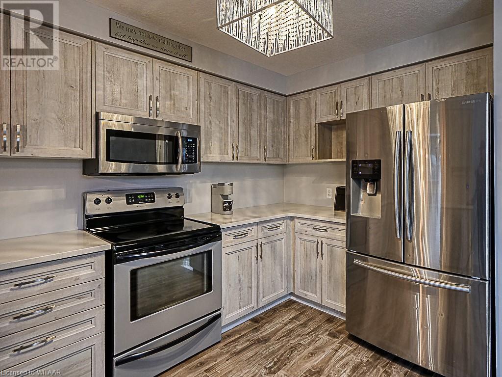 792 Spitfire Street, Woodstock, Ontario  N4T 0A9 - Photo 17 - 40573308