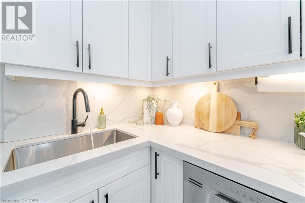 7030 Copenhagen Road Unit# 15, Mississauga, Ontario  L5N 2P3 - Photo 17 - 40573686