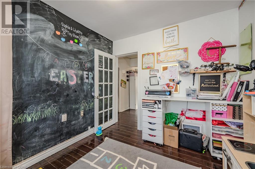 108 Emma Street, Guelph, Ontario  N1E 1T8 - Photo 13 - 40574132