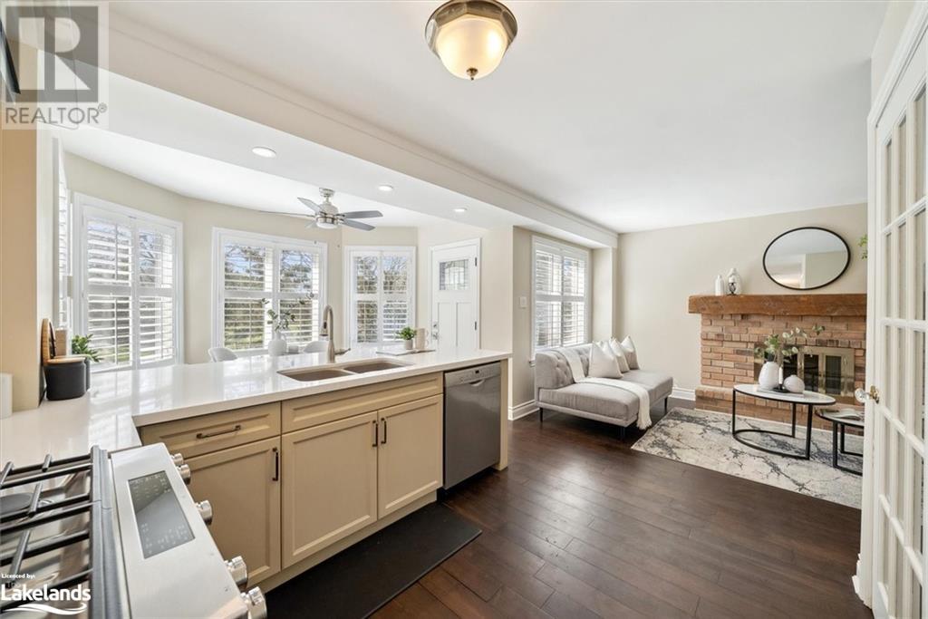 23 Underhill Crescent, Aurora, Ontario  L4G 5S3 - Photo 13 - 40573584