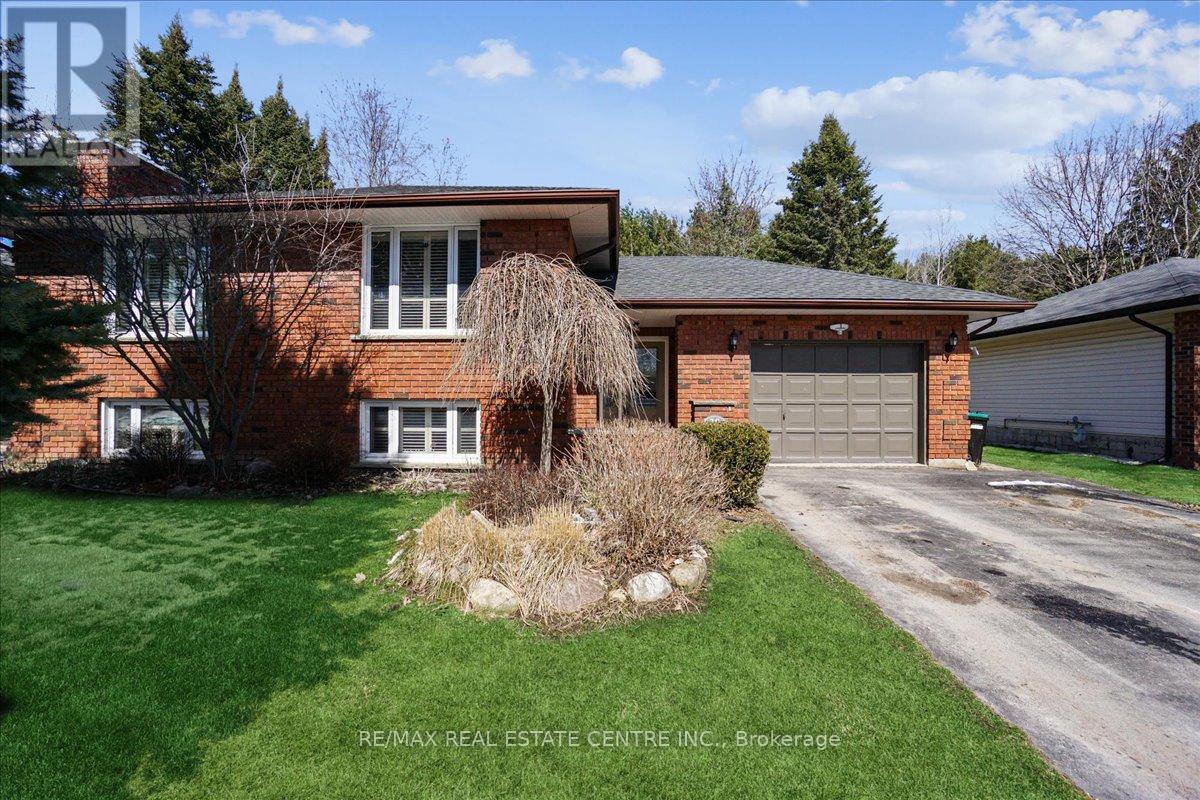30 Jardine Cres, Clearview, Ontario  L0M 1G0 - Photo 1 - S8247932