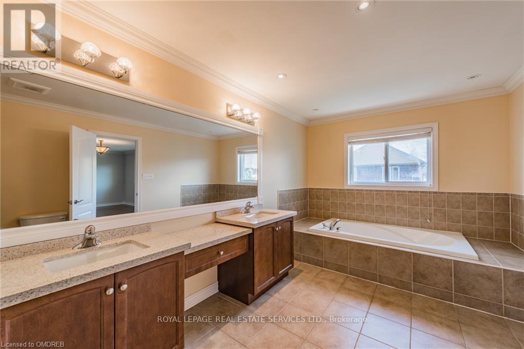 2087 Youngstown Gate, Oakville, Ontario  L6M 5G4 - Photo 31 - W8248286