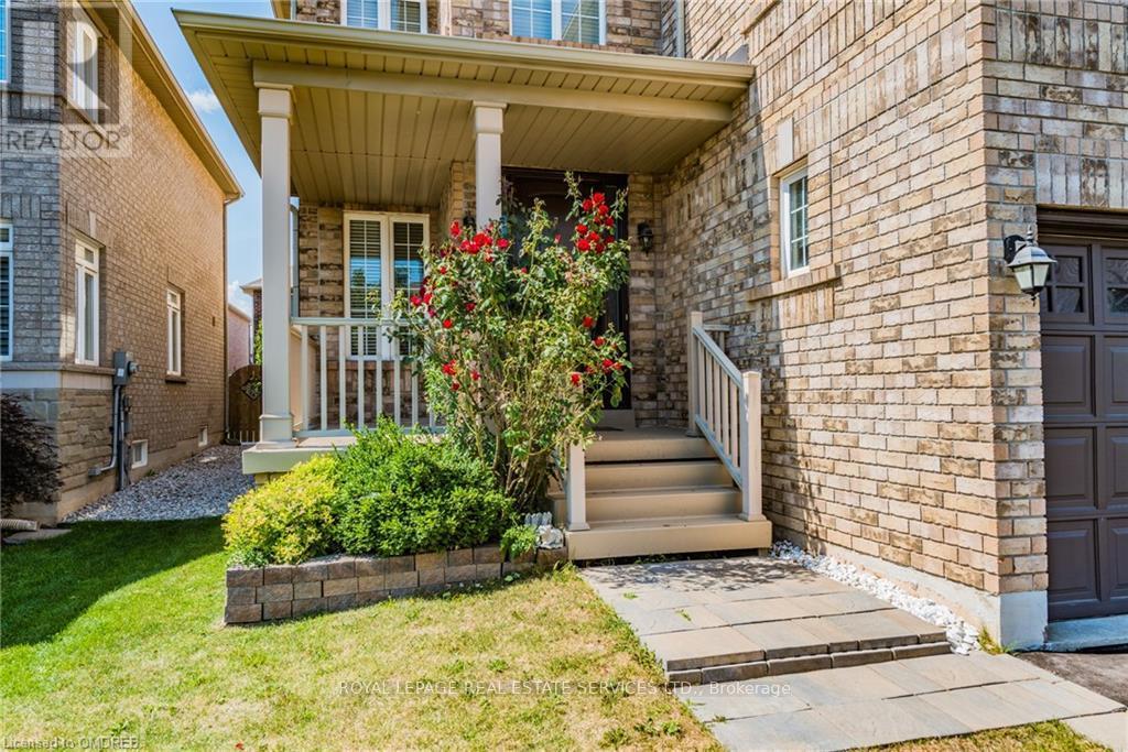 2087 Youngstown Gate, Oakville, Ontario  L6M 5G4 - Photo 4 - W8248286