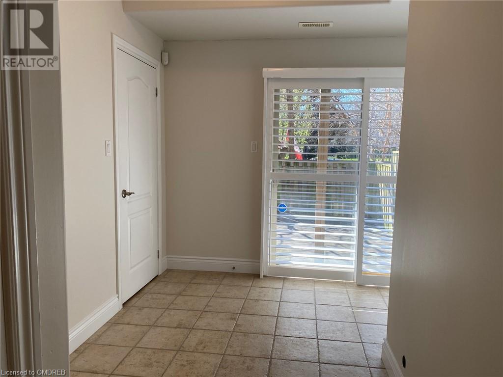 2430 Second Street, Burlington, Ontario  L7R 3K1 - Photo 5 - 40571769