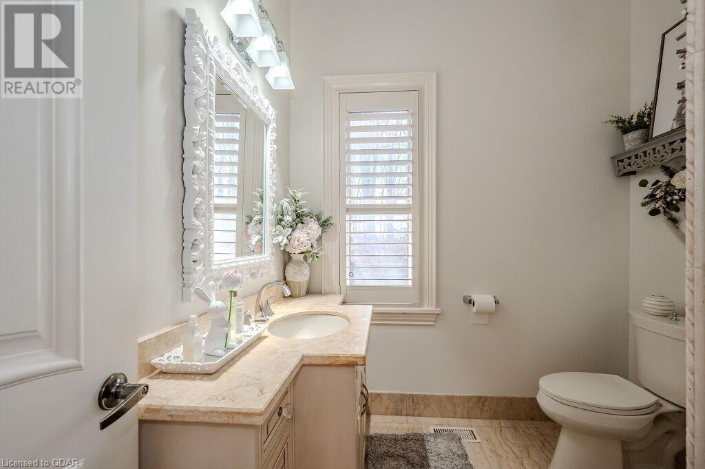 115 Dirksen Court, Kitchener, Ontario  N2P 2M1 - Photo 22 - 40574236