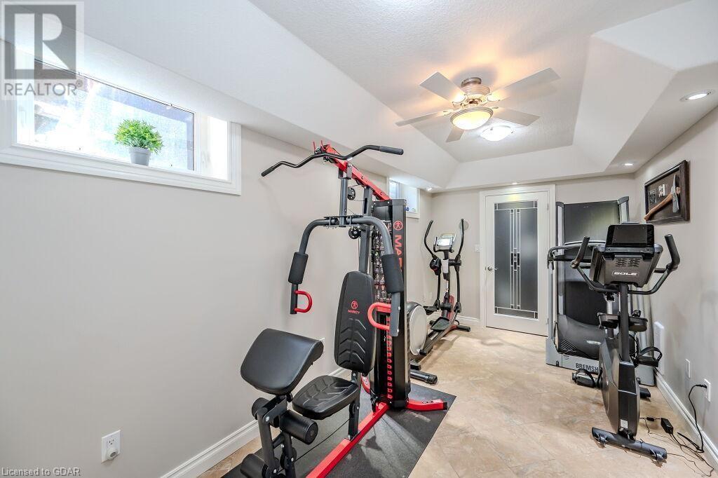 115 Dirksen Court, Kitchener, Ontario  N2P 2M1 - Photo 29 - 40574236