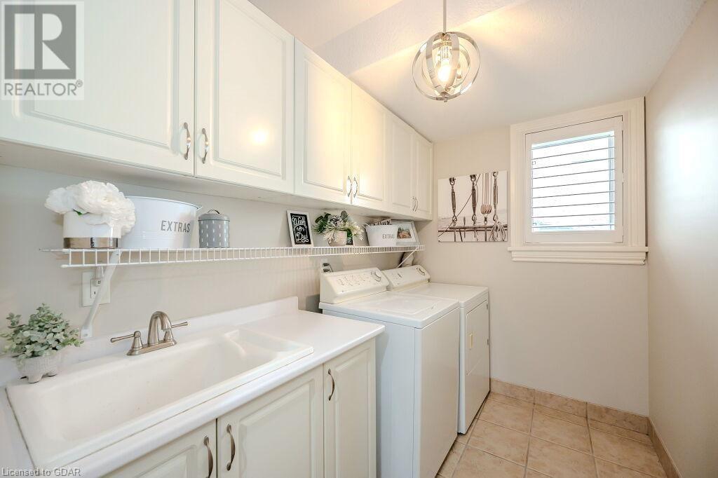 115 Dirksen Court, Kitchener, Ontario  N2P 2M1 - Photo 30 - 40574236