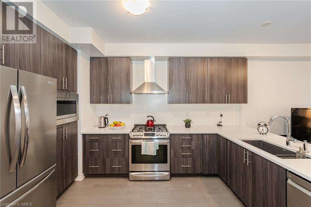 1349 Restivo Lane Lane, Milton, Ontario  L9E 1K2 - Photo 10 - 40574176