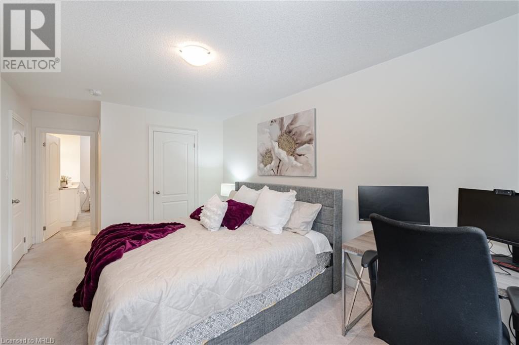 1349 Restivo Lane Lane, Milton, Ontario  L9E 1K2 - Photo 20 - 40574176