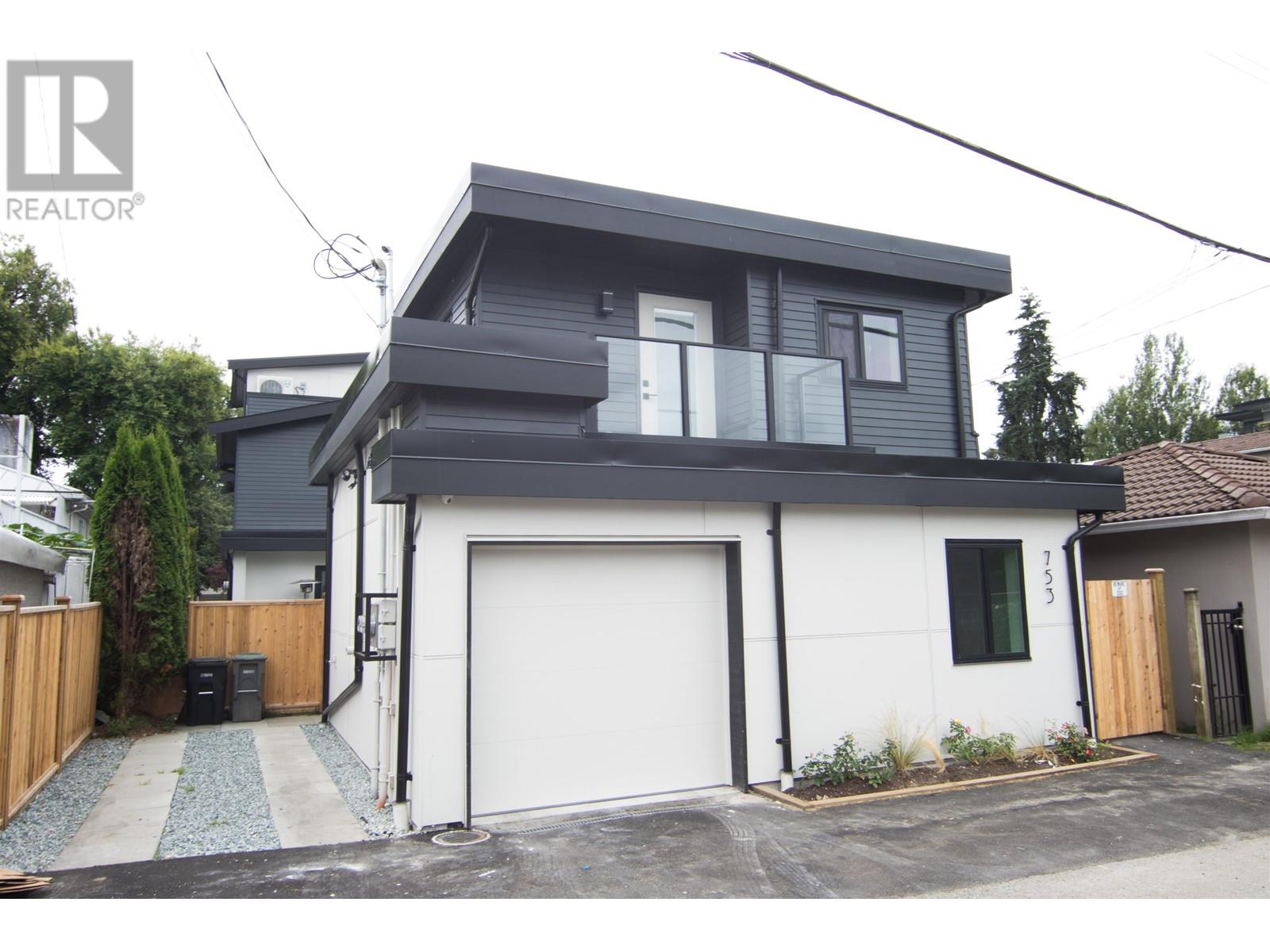 Listing Picture 32 of 40 : 757 E 20TH AVENUE, Vancouver / 溫哥華 - 魯藝地產 Yvonne Lu Group - MLS Medallion Club Member