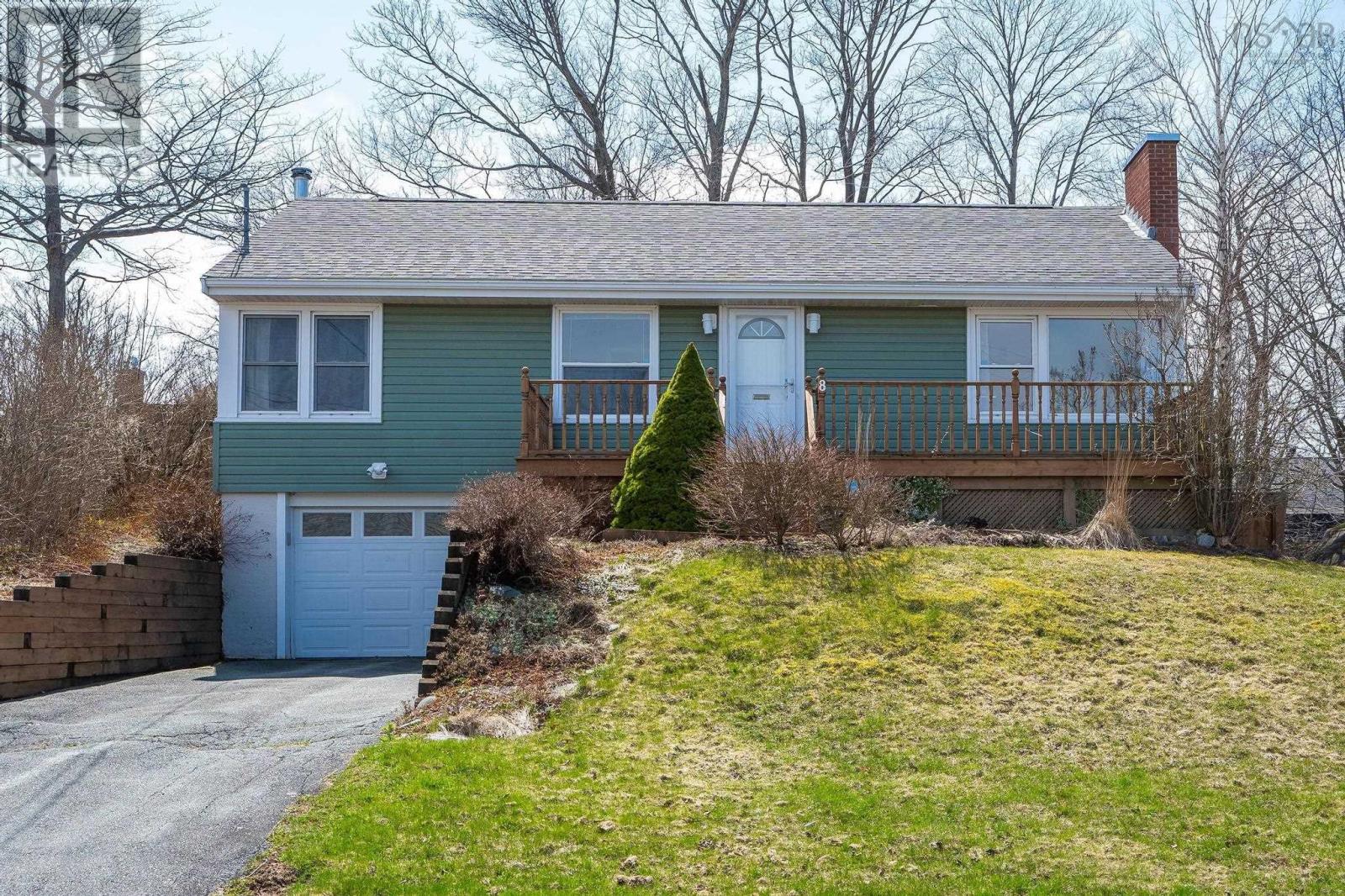 8 Chittick Avenue, Dartmouth, Nova Scotia  B2Y 3J6 - Photo 1 - 202407677