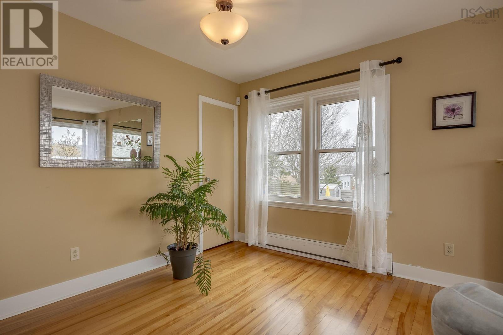 8 Chittick Avenue, Dartmouth, Nova Scotia  B2Y 3J6 - Photo 9 - 202407677