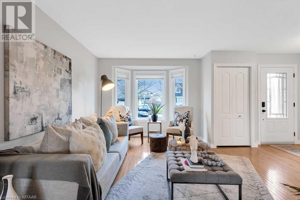 76 Village Green Way, Baden, Ontario  N3A 2V8 - Photo 4 - 40572278