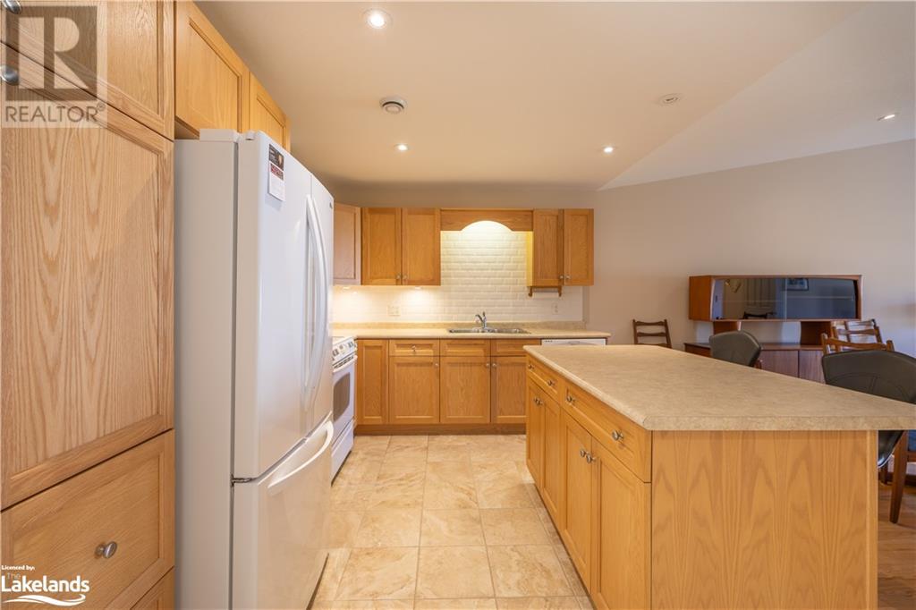 30 Meadows Lane, Wasaga Beach, Ontario  L9Z 0A2 - Photo 10 - 40574082