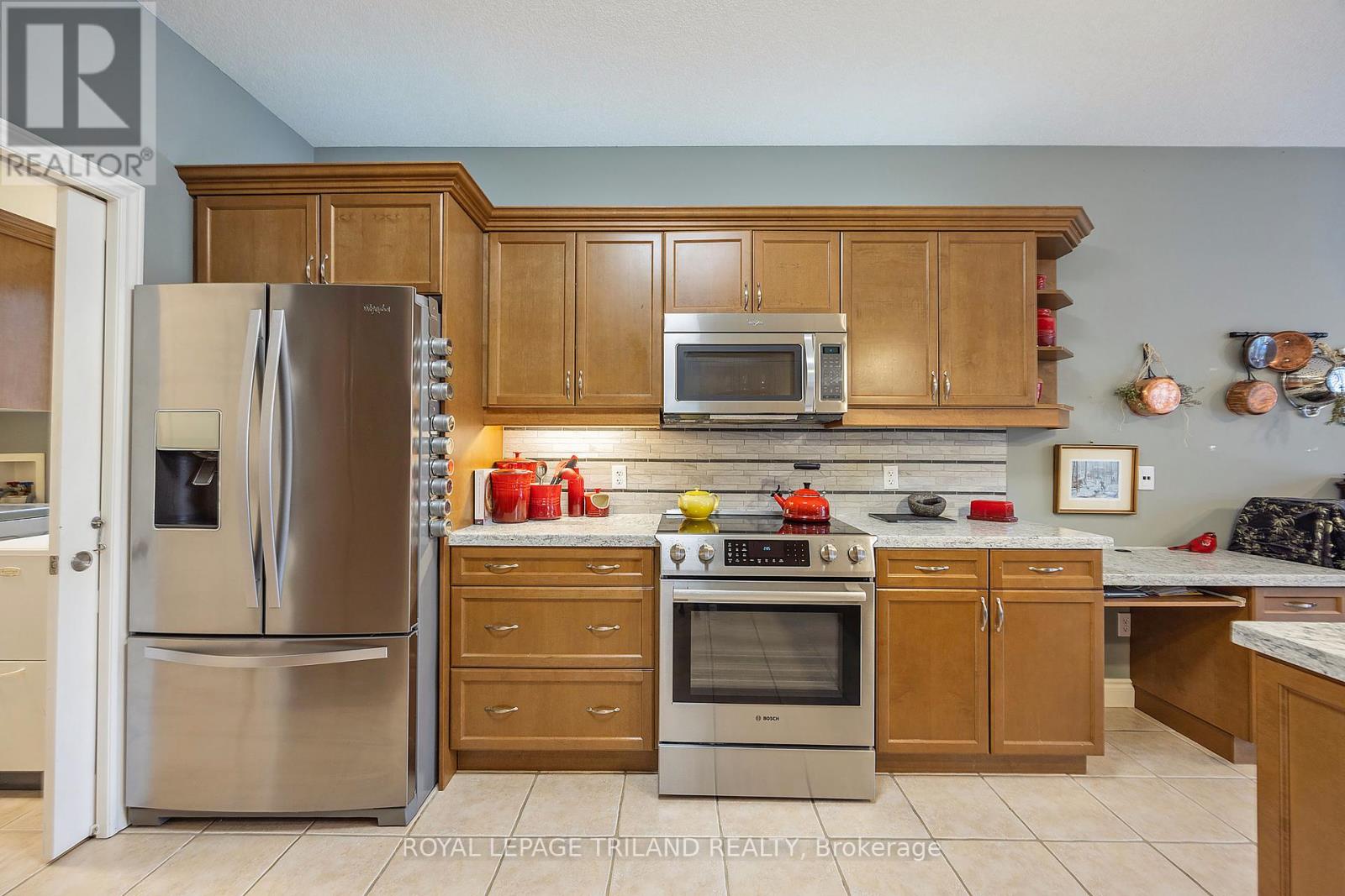 305 Skyline Ave, London, Ontario  N5X 0A5 - Photo 10 - X8248990
