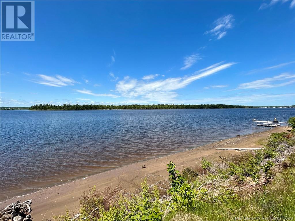 3305 Sqm Islandview Drive, Miramichi, New Brunswick  E1N 6B4 - Photo 1 - NB094720