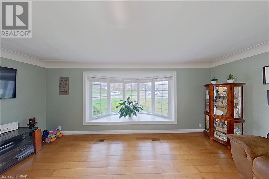 202 Mary Street, Clinton, Ontario  N0M 1L0 - Photo 8 - 40574244