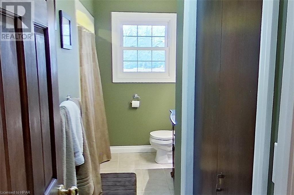 202 Mary Street, Clinton, Ontario  N0M 1L0 - Photo 19 - 40574244