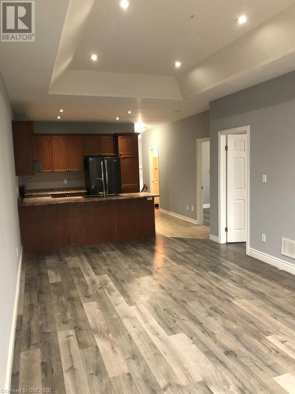 7 Welch Court, St. Catharines, Ontario  L2P 0A6 - Photo 7 - 40574419