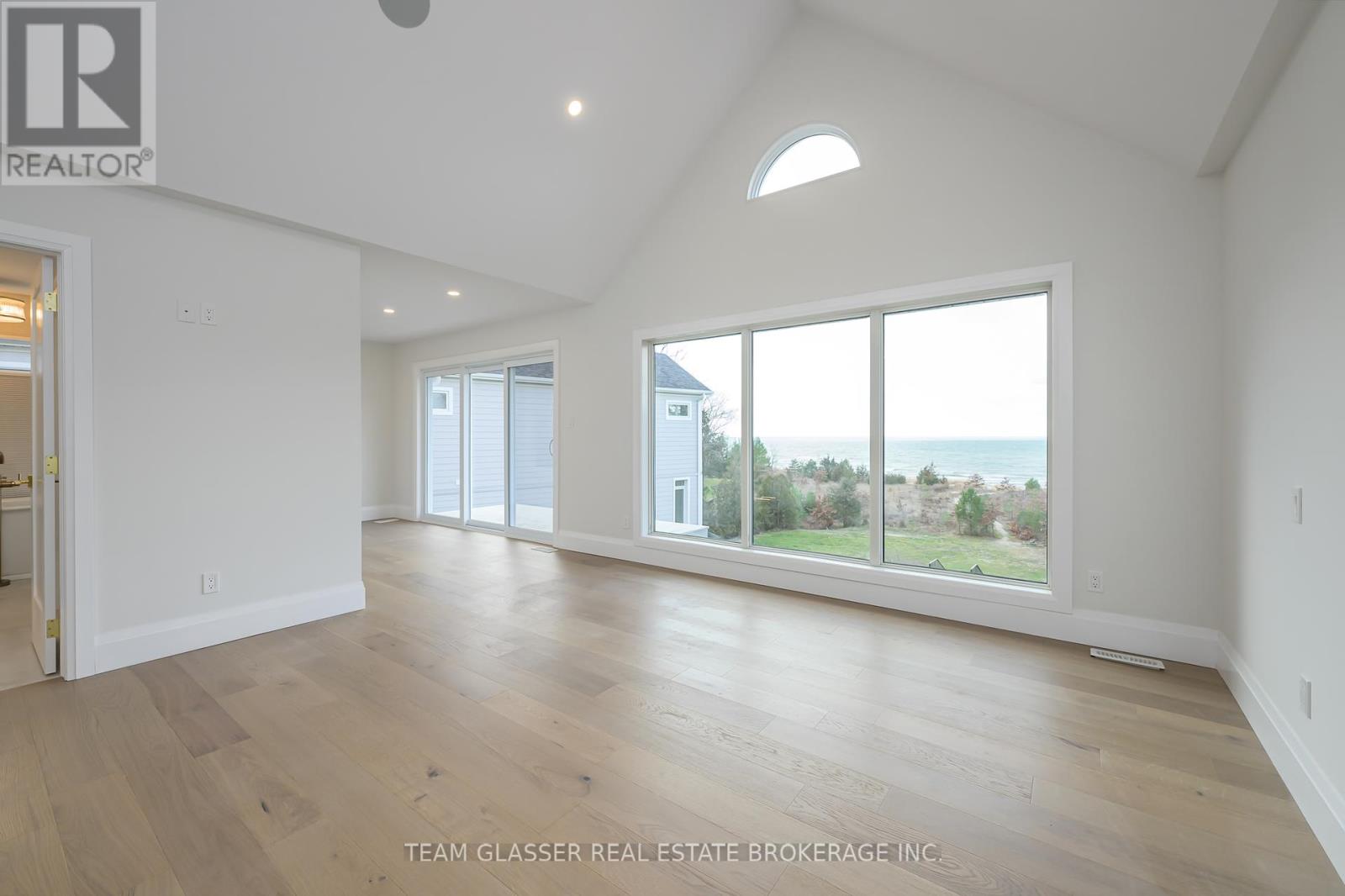 5b Lakeshore Dr, Lambton Shores, Ontario  N0M 1T0 - Photo 29 - X8249188