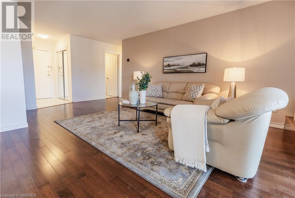 3050 Pinemeadow Drive Unit# 18, Burlington, Ontario  L7M 3X5 - Photo 13 - 40574433