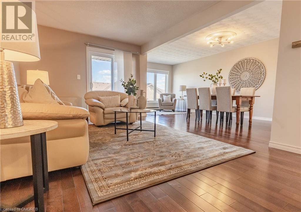 3050 Pinemeadow Drive Unit# 18, Burlington, Ontario  L7M 3X5 - Photo 7 - 40574433
