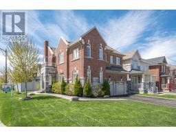 550 CLIFFORD PERRY PL, newmarket, Ontario