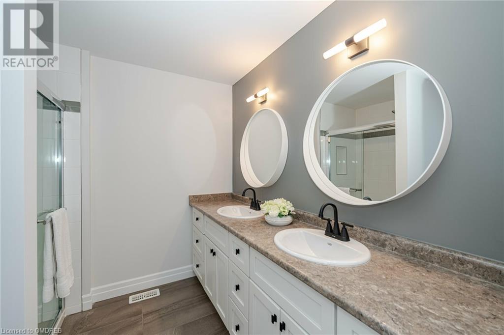 160 Hollybrook Trail, Kitchener, Ontario  N2R 0M2 - Photo 24 - 40573830