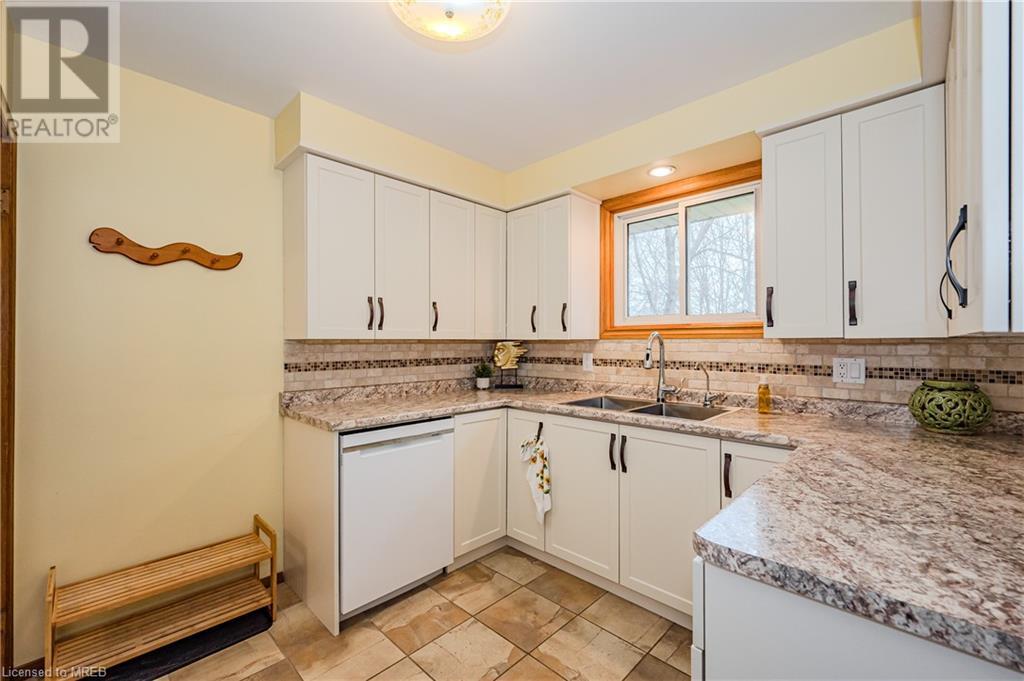 394 Victoria Road N, Guelph, Ontario  N1E 5J7 - Photo 12 - 40573354
