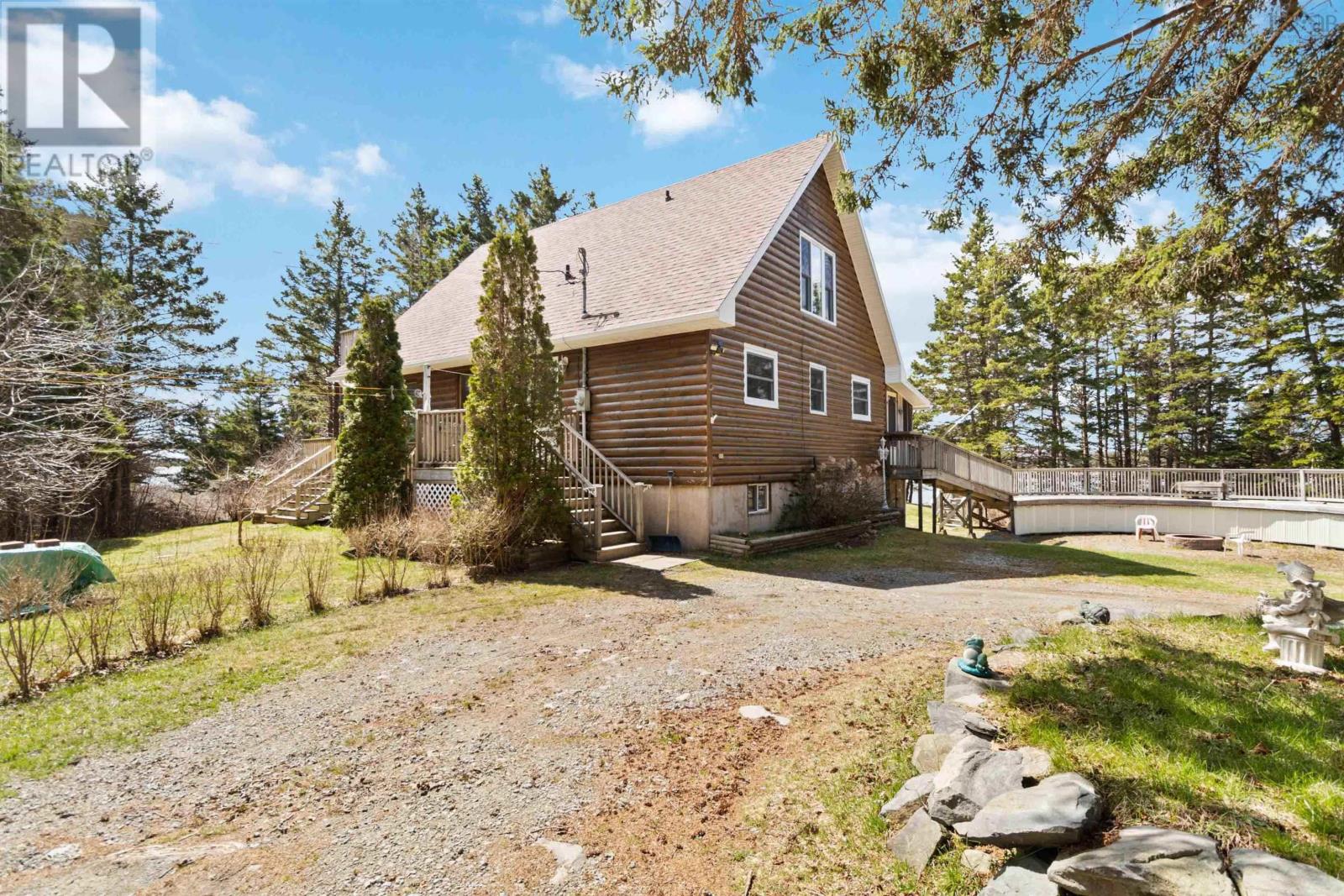 658 Brooklyn Shore Road, Brooklyn, Nova Scotia  B0J 1H0 - Photo 1 - 202407699