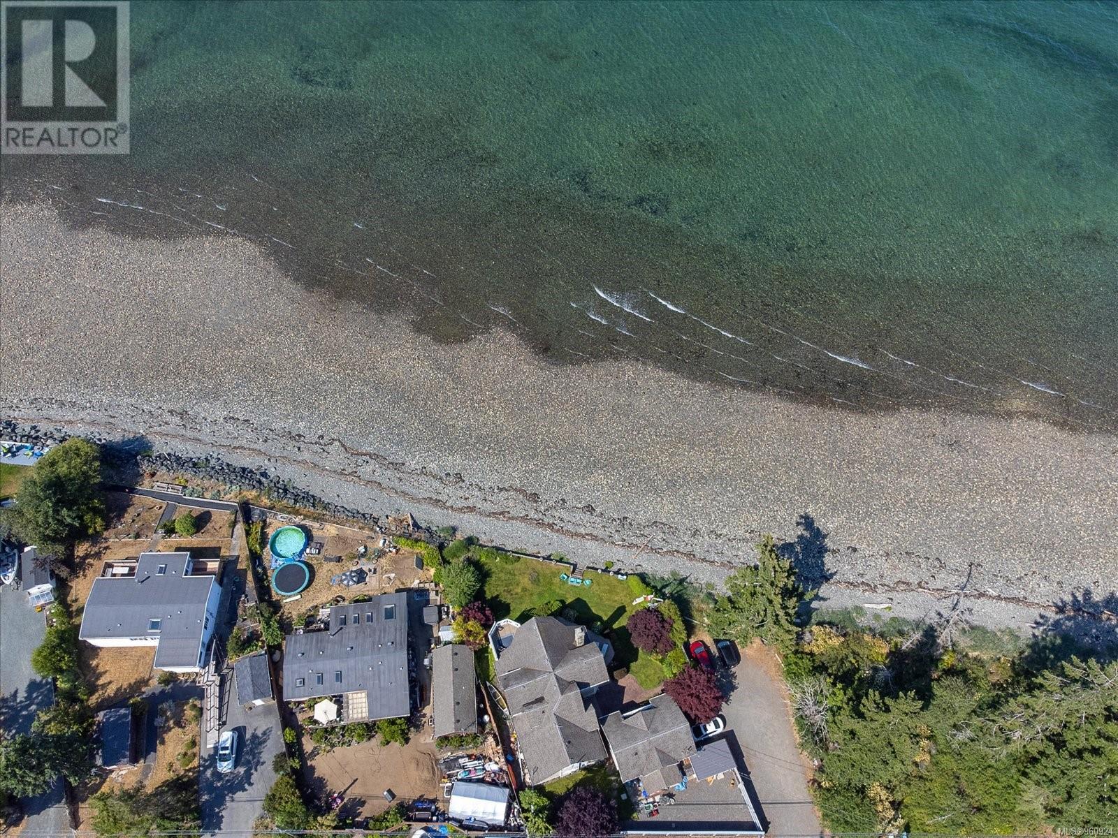 5525 Island Hwy W, Qualicum Beach, British Columbia  V9K 2C8 - Photo 61 - 960924