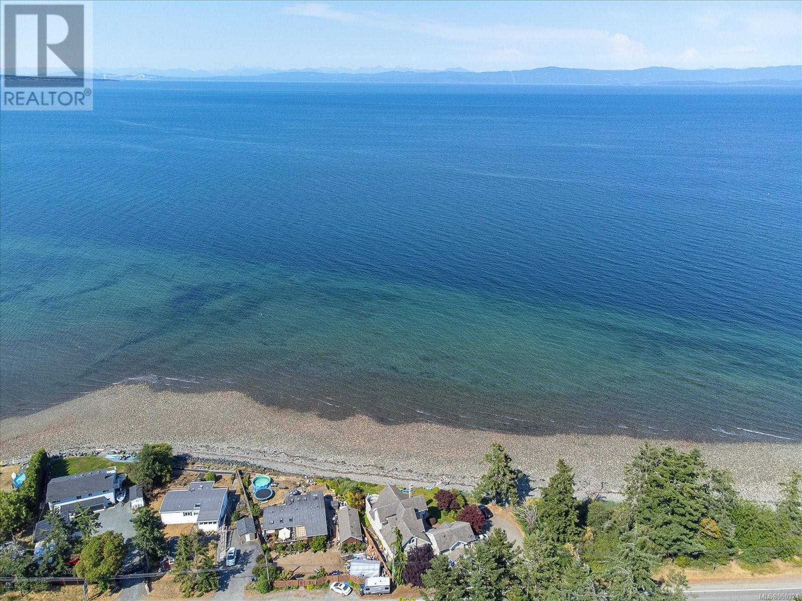 5525 Island Hwy W, Qualicum Beach, British Columbia  V9K 2C8 - Photo 62 - 960924