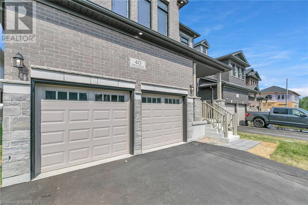40 Macalister Boulevard, Guelph, Ontario  N1L 1B3 - Photo 3 - 40574782