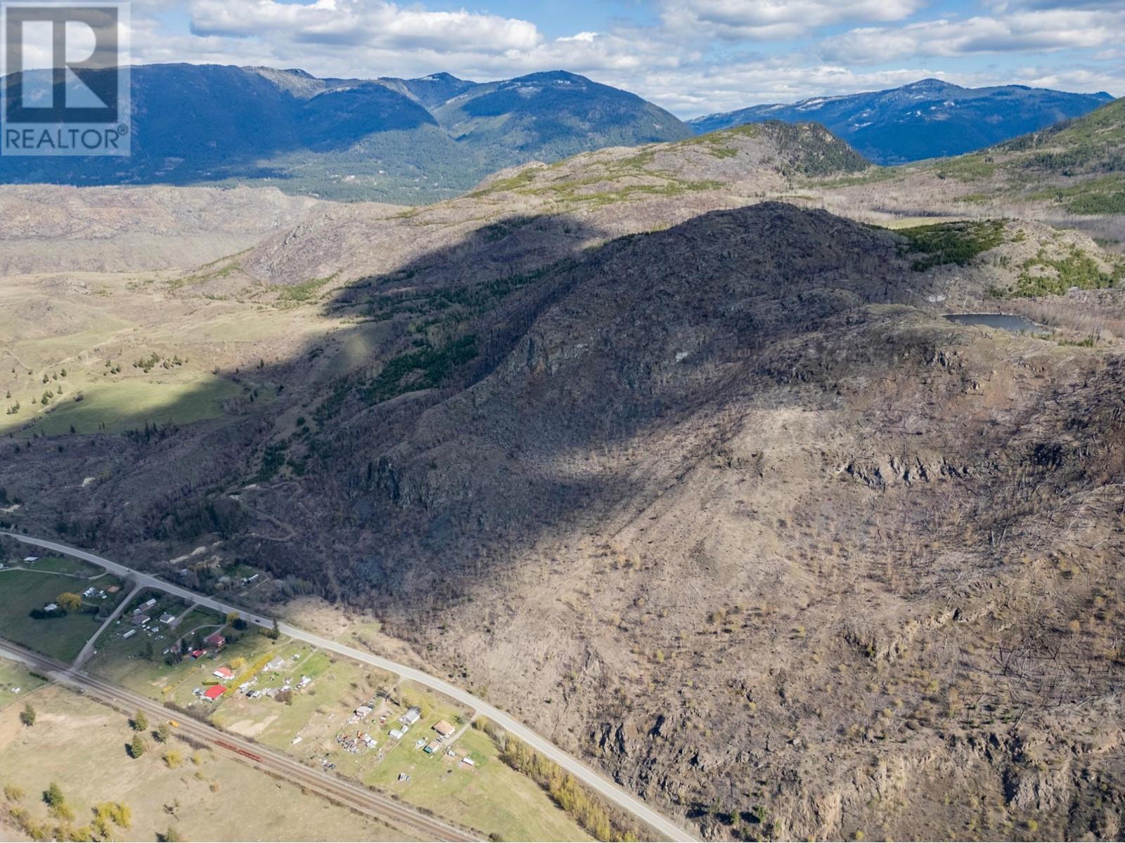 3116 Yellowhead Hwy, Little Fort, British Columbia   - Photo 3 - 177922