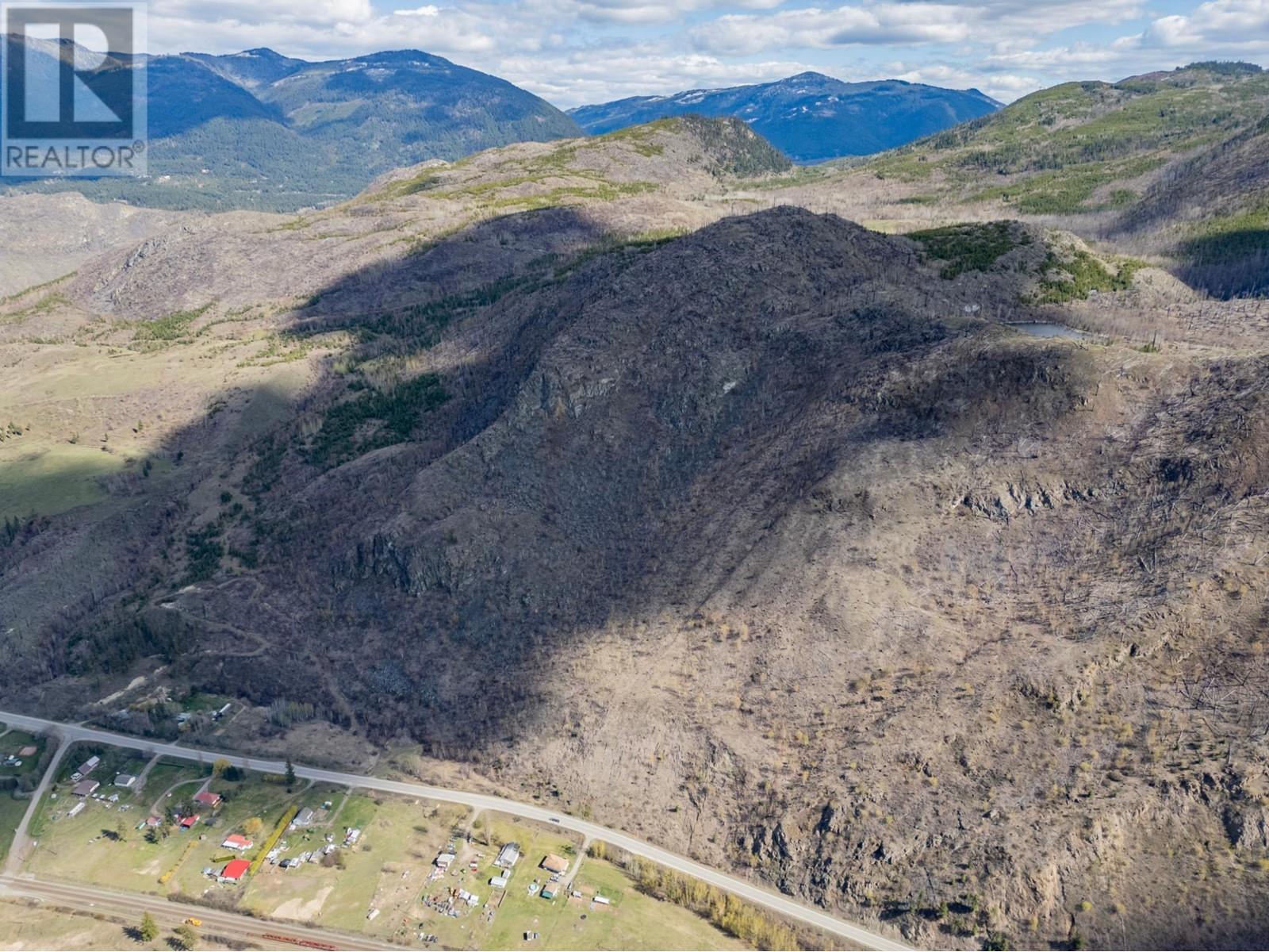 3116 Yellowhead Hwy, Little Fort, British Columbia   - Photo 4 - 177922