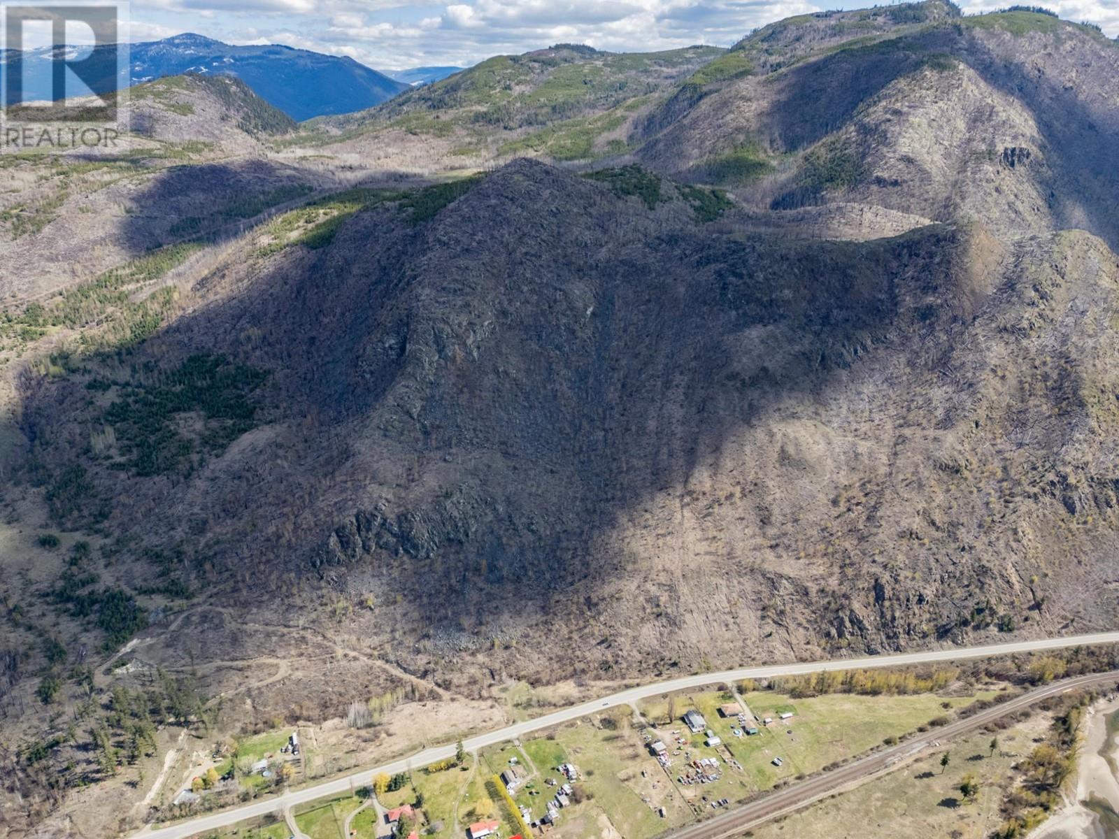 3116 Yellowhead Hwy, Little Fort, British Columbia   - Photo 5 - 177922