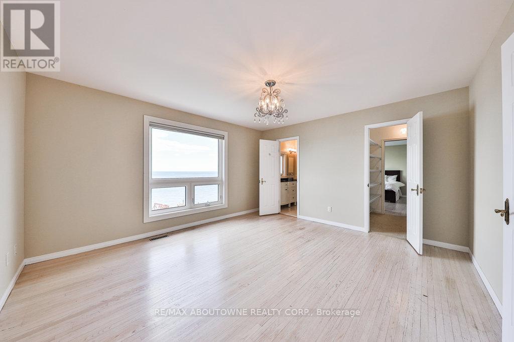 1470 Watersedge Rd, Mississauga, Ontario  L5J 1A4 - Photo 18 - W8252652