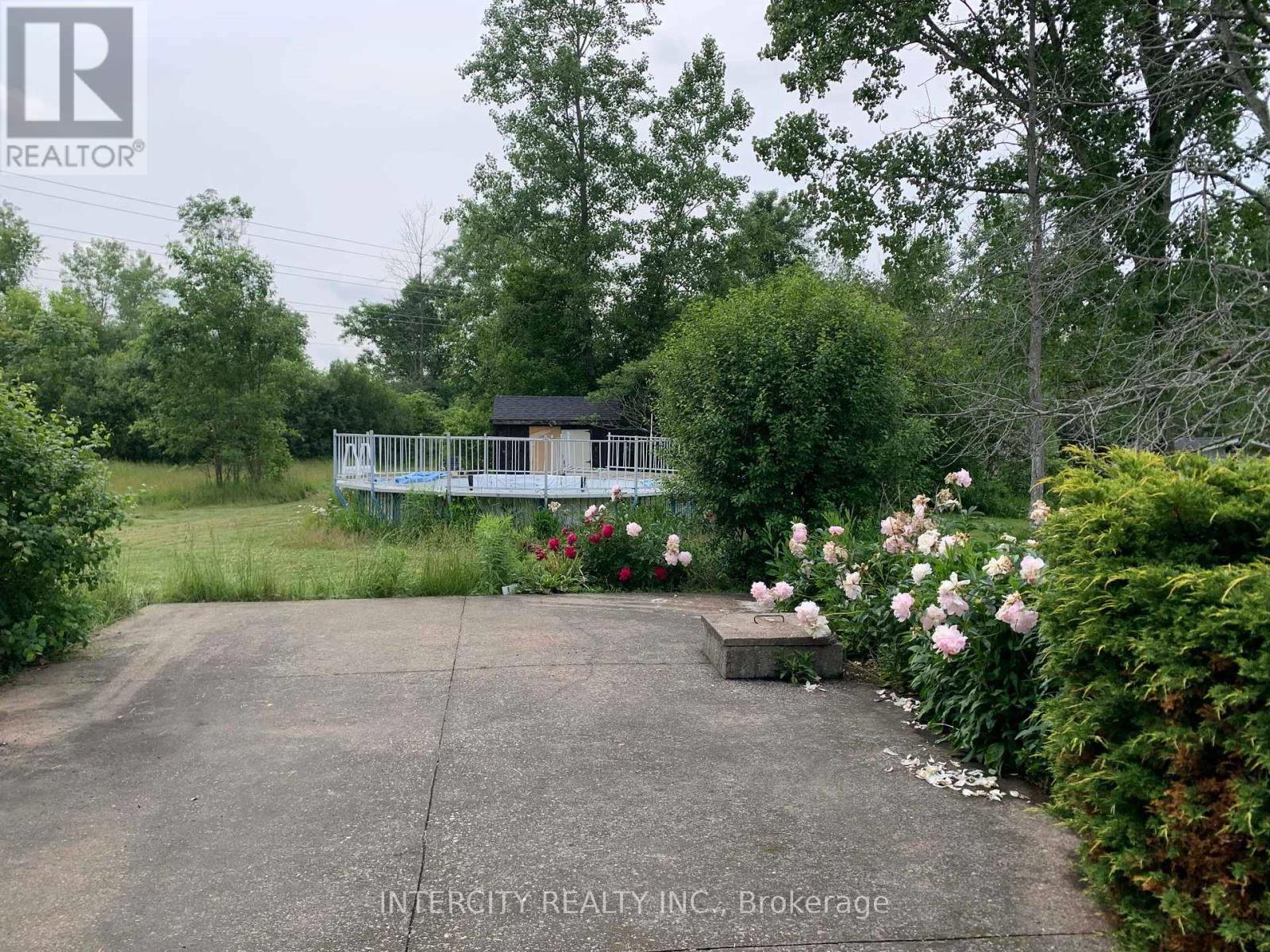 2477 Sutherland Drive, Fort Erie, Ontario  L2A 5M4 - Photo 35 - X8252082